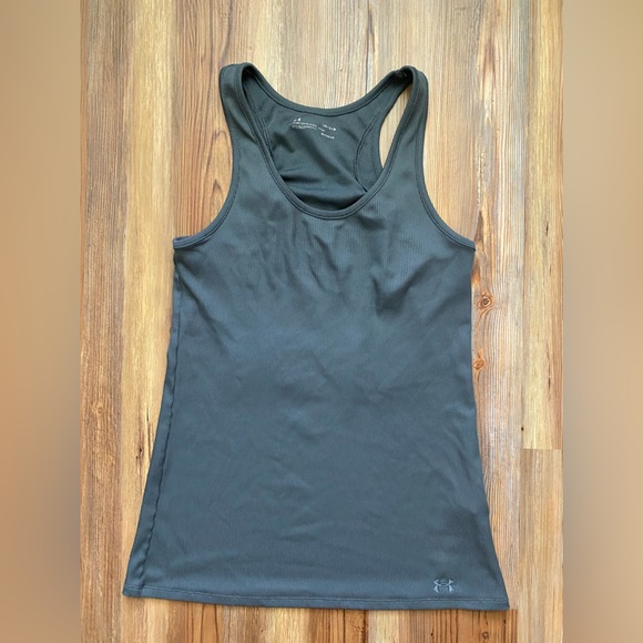 Under Armor Tanks Bundle L/S - Picture 9 of 10